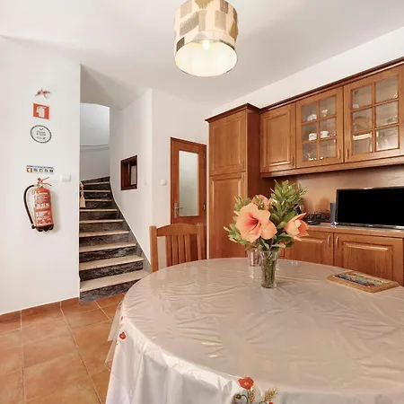 Cosy House * Lagos