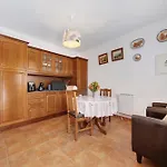 Cosy House *